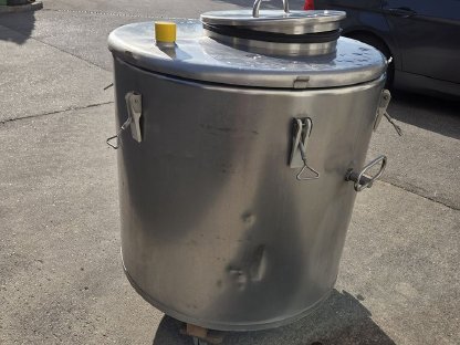 Bild 2:Milchtank 200 l inkl. Kühlung