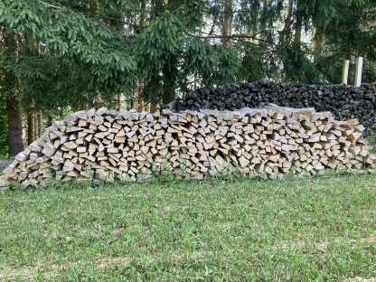 Scheitholz, hart, vorwiegend Esche