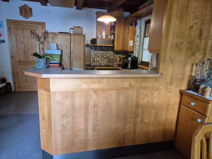 Bild 7:Küche Massivholz 330x250