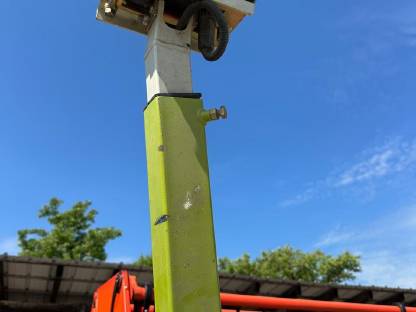 Bild 3:Laserpilot Claas inkl. Halterung und Kabel