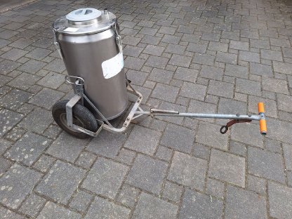 Bild 2:Milchtank Etscheid 85 l + Transportwagen