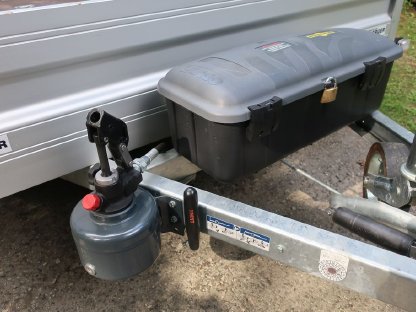 Bild 5:Absenkanhänger Humbaur