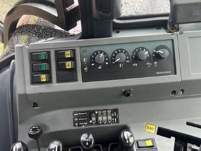 Bild 8:Valtra Valmet 8550 HiTech