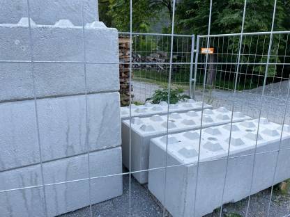 Bild 2:Betonlegostein Betonblock