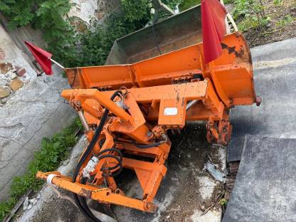 Verkaufe Schilcher Schneepflug