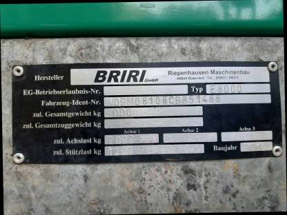 Bild 5:Miststreuer Briri E8000