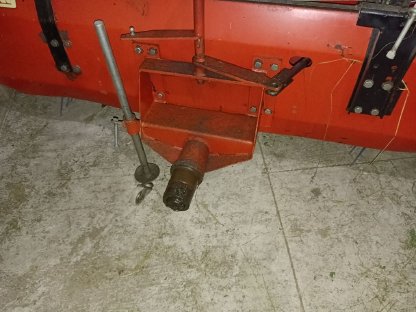 Bild 2:Bandrechen für Motormäher