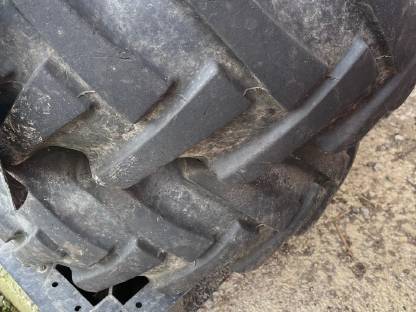 Bild 3:Kompletträder Weidemann 1280