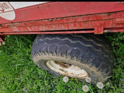 Bild 4:Miststreuer JF AV5000