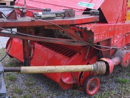 Bild 4:Pöttinger Kadett K Ladewagen inkl. Gelenkwelle