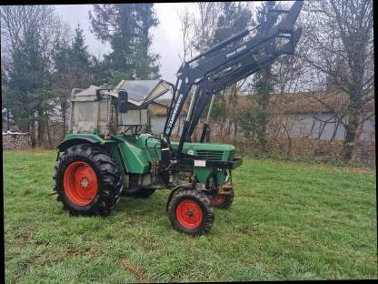 Deutz 6006 mit Industriefrontlader, Servolenkung