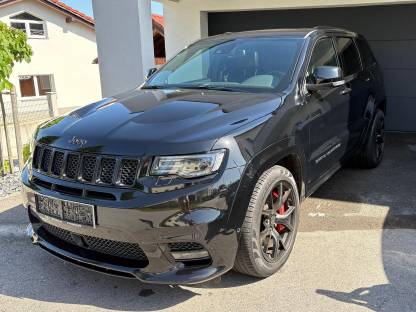 Bild 2:Jeep Grand Cherokee SRT