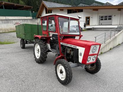 Bild 9:Traktor Lindner 320N
