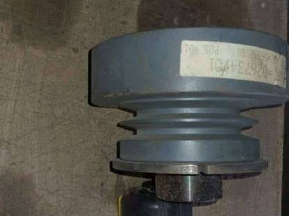 Bild 4:Keilriemenscheibe mit Kupplung 2-rillig für 46 mm Ø Welle