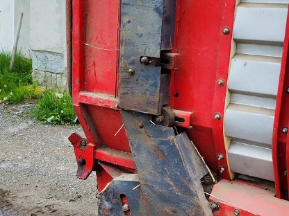 Bild 5:Pöttinger Erntewagen 1