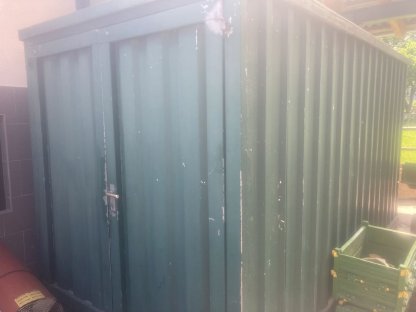 Bild 2:Blechcontainer