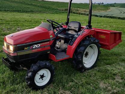 Mitsubishi MTZ 20 Kleintraktor