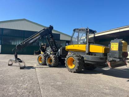 Bild 3:Herzog Traktionswinde, Ponsse Ergo mit Kran und Seilwinde