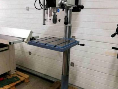 Bild 2:Säulenbohrmaschine Bernardo