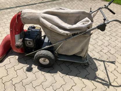 Bild 2:Laubsauger und Häcksler