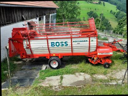 Ladewagen Pöttinger Ernteboss 2