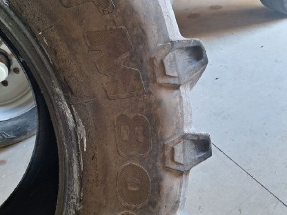 Bild 3:Traktorreifen Trelleborg TM800