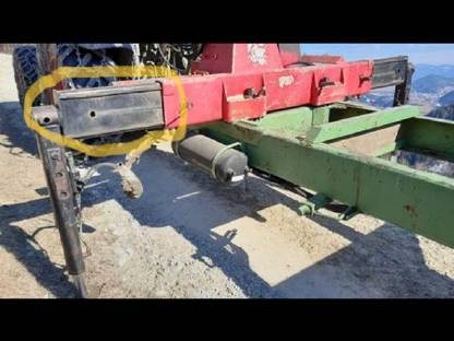 Bild 2:Suche linken und rechten Ausschub vom Stützbein Penz Kran