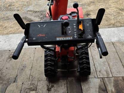 Bild 2:Ariens Schneefräse