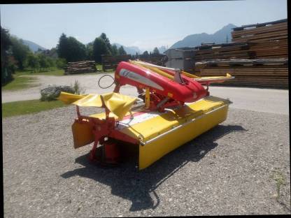 Frontmähwerk Pöttinger Novacat Alpha Motion 301