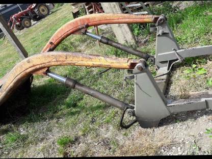 Bild 3:Frontlader für Steyr 290