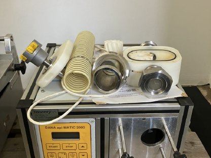 Honigabfüllgerät DANA api MATIC 2000