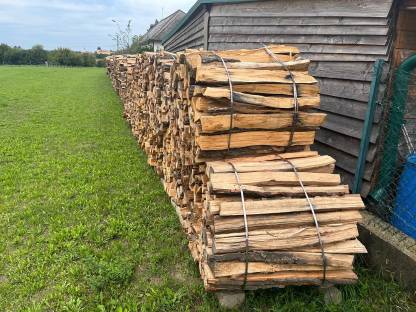 Eichen-, Eschen-, Buchenholz