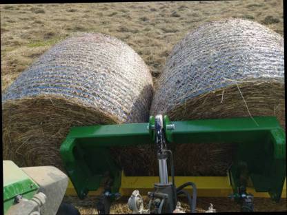 Bild 5:Ballengabel Doppelspießer Ballenspießer Klappbar Haueraufnahme