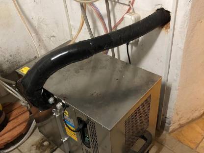 Bild 3:Schankanlage komplett mit Carbonator