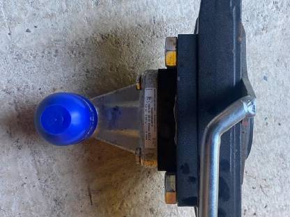 Bild 2:Scharmüller Anhängebock Same SDF NEU