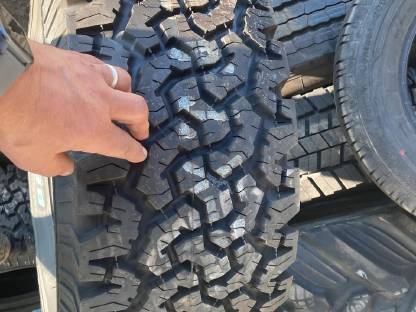Verkaufe 3 Stk nagelneue 35x12,50R16,5 bf goodrich