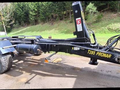 Hackenliftanhänger Pronar T 285