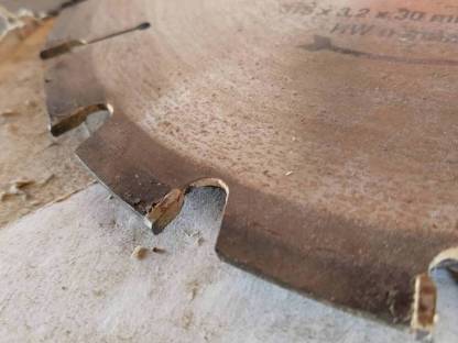 Bild 2:Sägeblätter