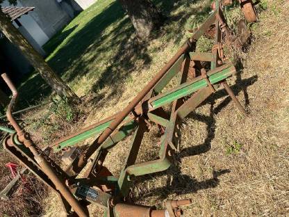 Bild 4:Heger Beetpflug 4 Scharen