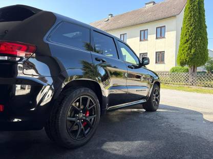 Bild 4:Jeep Grand Cherokee SRT