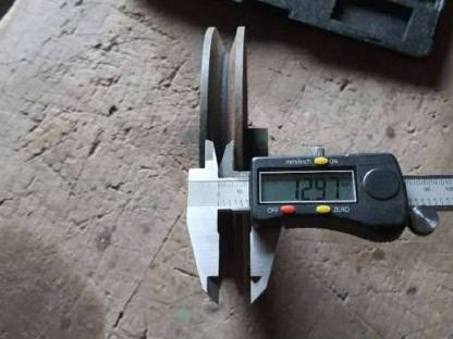 Bild 4:1-rillige Keilriemenscheibe 15,5 cm Dm., Bohrung 16,5 mm Dm.