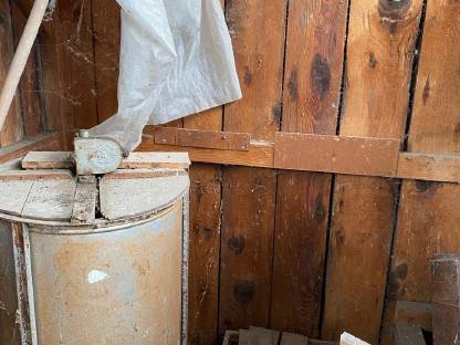 Bild 8:Kostenlos Bienenhaus zu nutzen oder Imkersachen holen