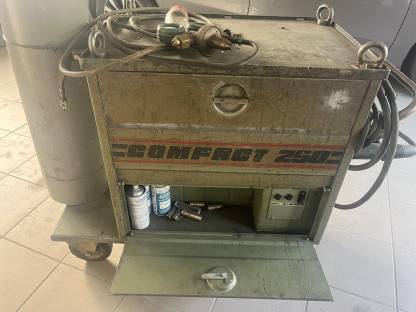 Fronius 250 Compact Schweißgerät