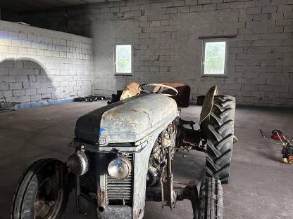 Bild 2:Ferguson Traktor TEF