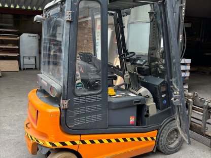 Bild 2:Stapler Still R 60-30