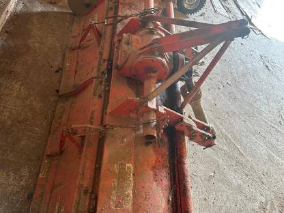 Bild 2:Bodenfräse Howard Rotavator 2,1 m