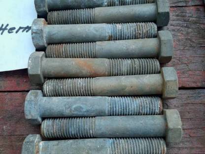 Bild 3:Gebrauchte verzinkte Schrauben