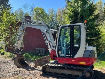 Takeuchi TB250