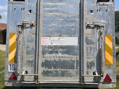 Bild 4:Viehanhänger