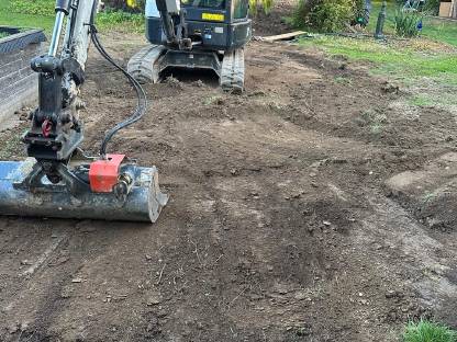 Bild 4:Bobcat E32 Bagger